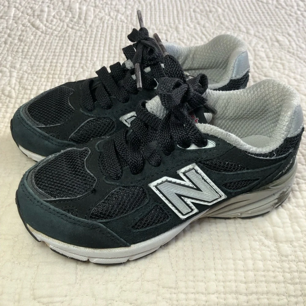 NEW BALANCE 990v3 Kids' Black Athletic Sneakers Size 11